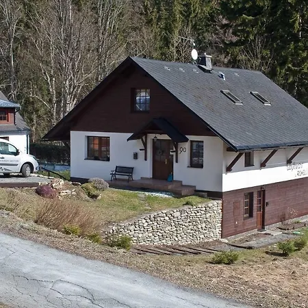 U Rohelu بيت ضيافة Karlova Studánka